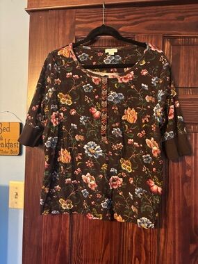 Sundance Floral Brown Short Sleeve Blouse with Multicolor Blossoms